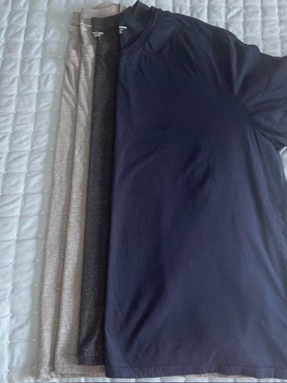 Amazon Essentials Men's Short Sleeve Crewneck T-Shirts Lot of 4 Size 5XL